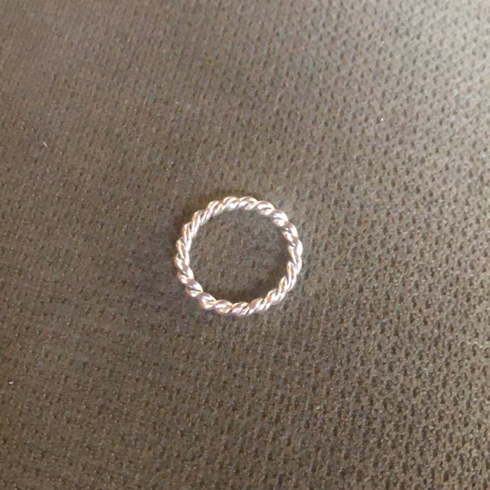 Pandora intertwined (stackable ring)